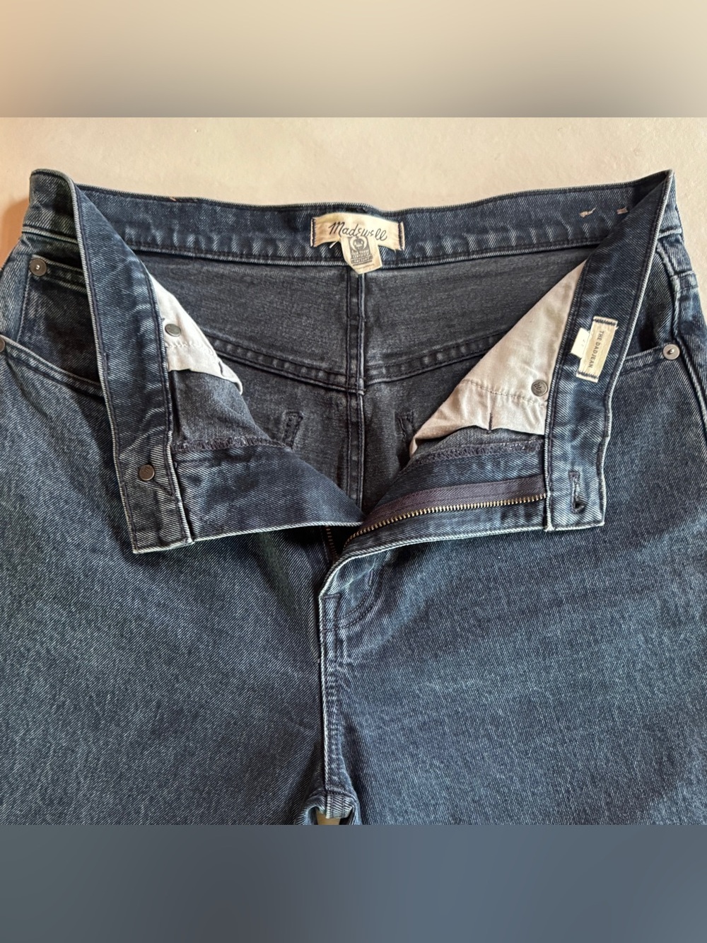 MADEWELL The Dadjean in Charcoal Indigo Wash Premium Comfort-Stretch Jeans (27) - Picture 12 of 17